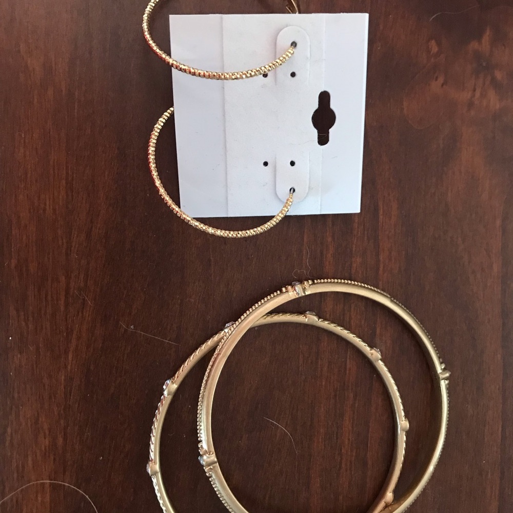 AdornablenU bracelet and earrings